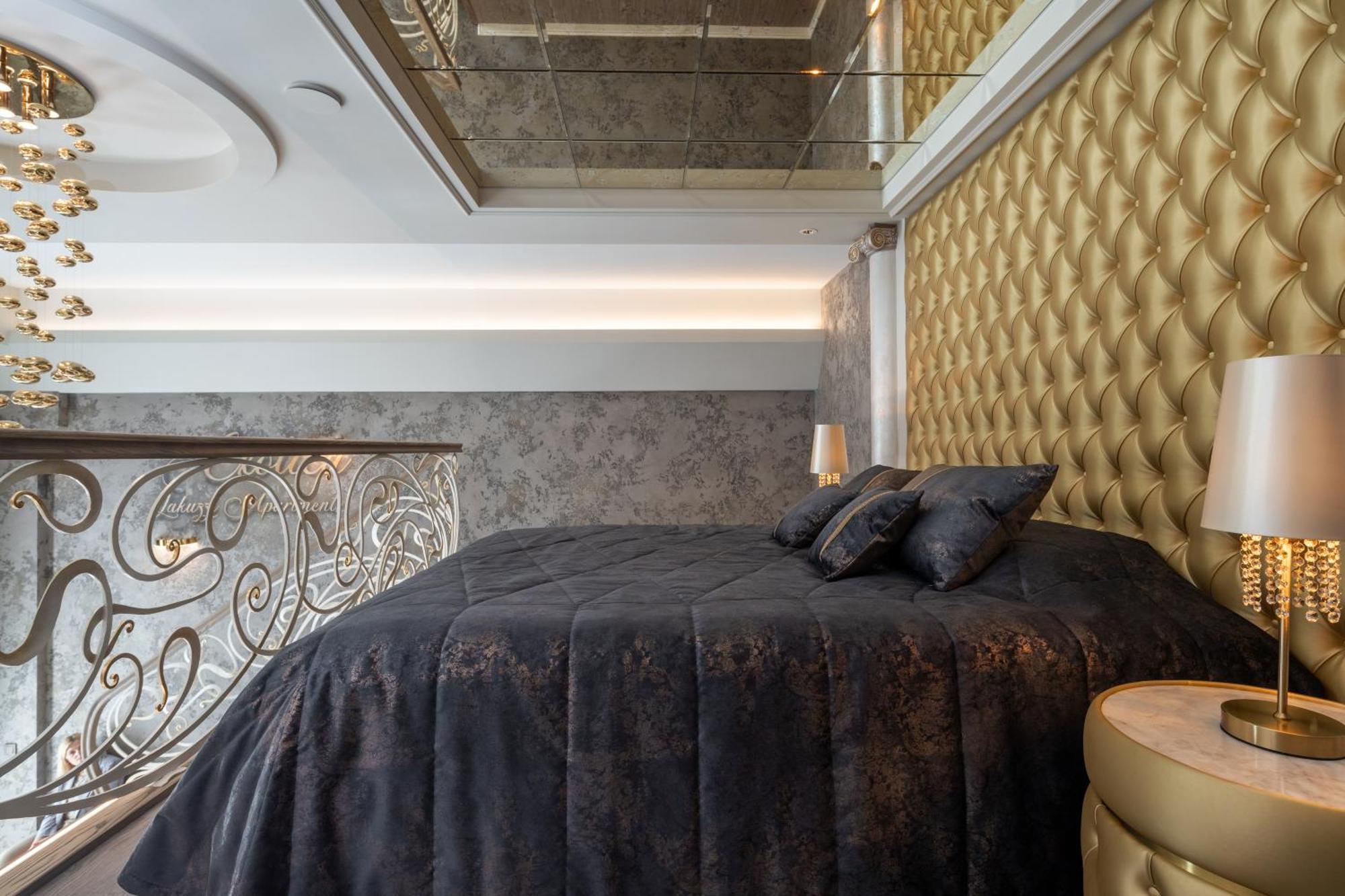 Jacuzzi Exotica Apartment كلابيدا المظهر الخارجي الصورة